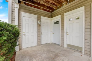 N 107th St 8-001