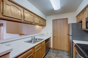 N 107th St 8-012
