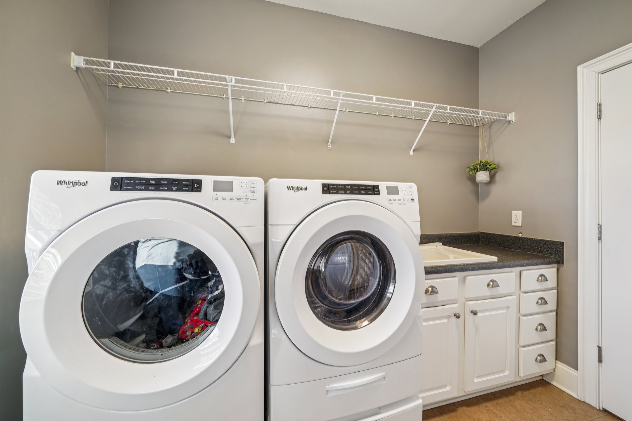 Hidden Rdg-L1601-041.jpg