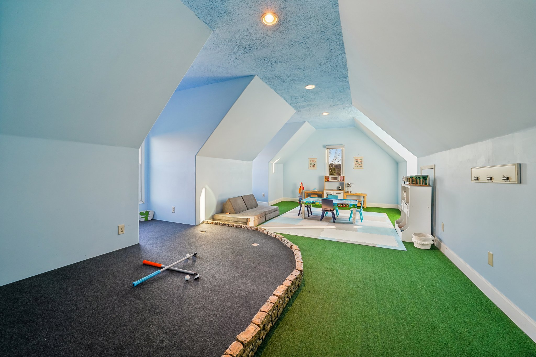 Hidden Rdg-L1601-047.jpg