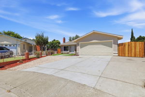 002_F8_799 Sunbrook Ct