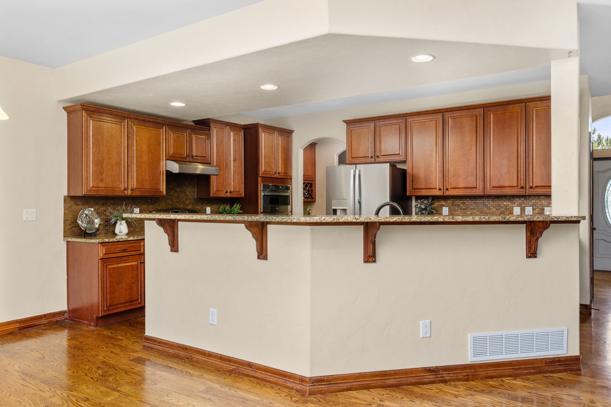  Photo 9