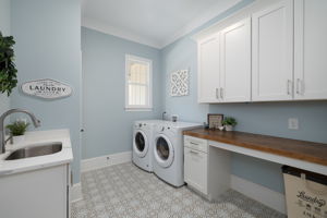 7997 Cokely Ct-40