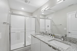  Photo 49