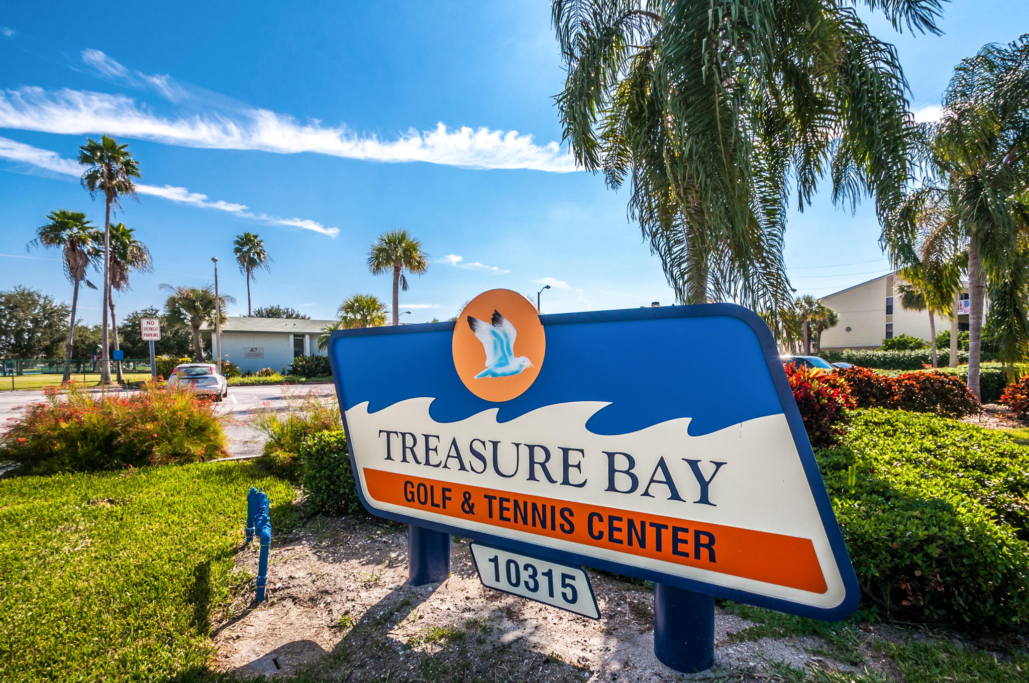 4-Treasure Bay Golf and Fitness Center
