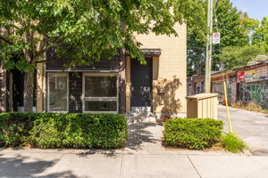  Photo 0