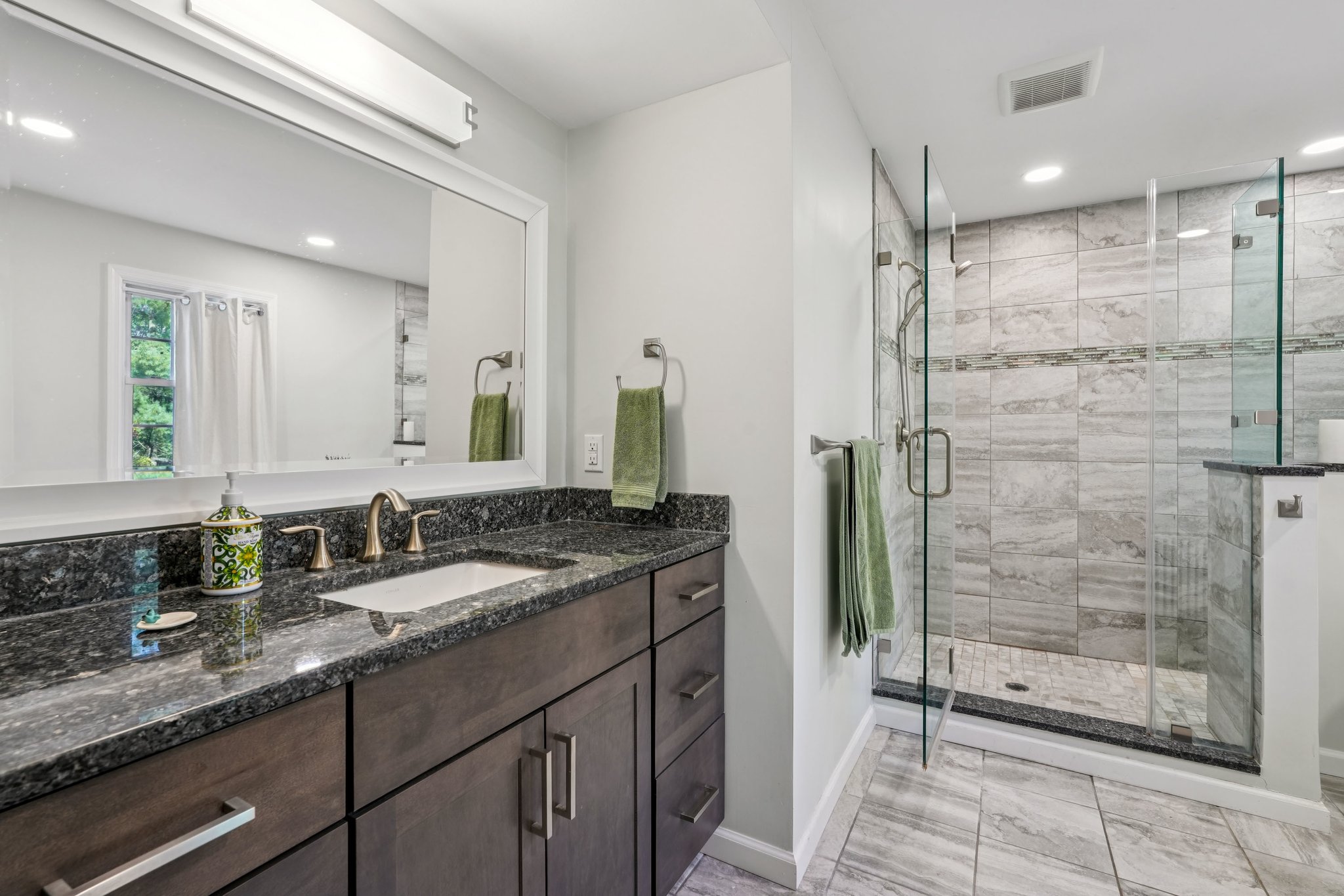 Abbey Rd-S0909-043.jpg