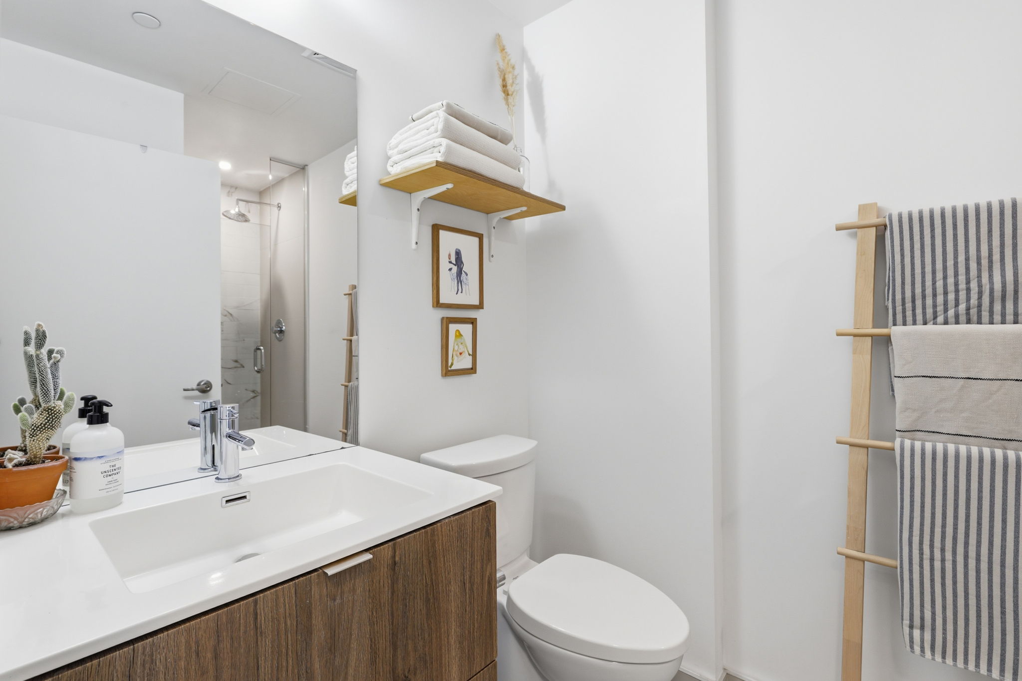 Property in Mississauga — delivered property photograph 23