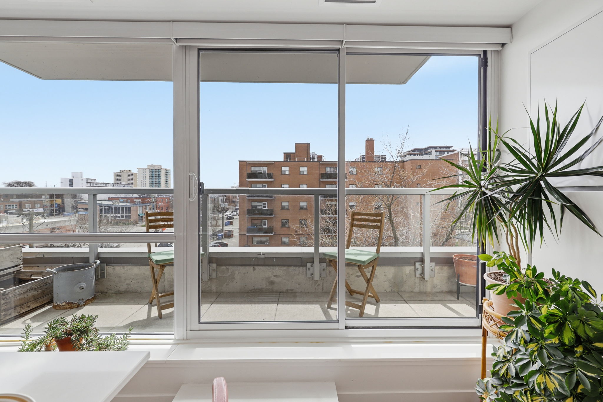 Property in Mississauga — delivered property photograph 25