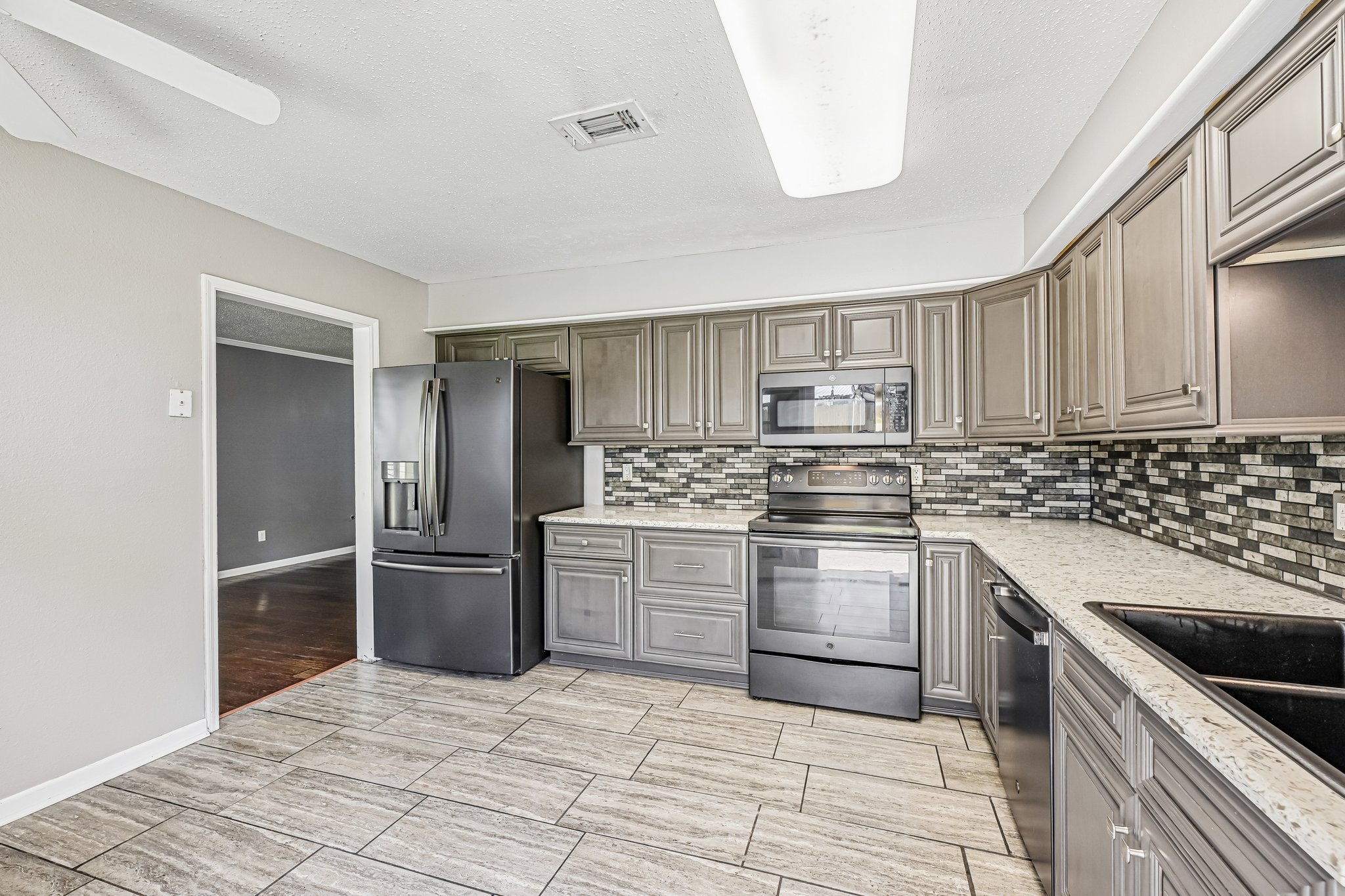 Arlington St-S1005-015.jpg
