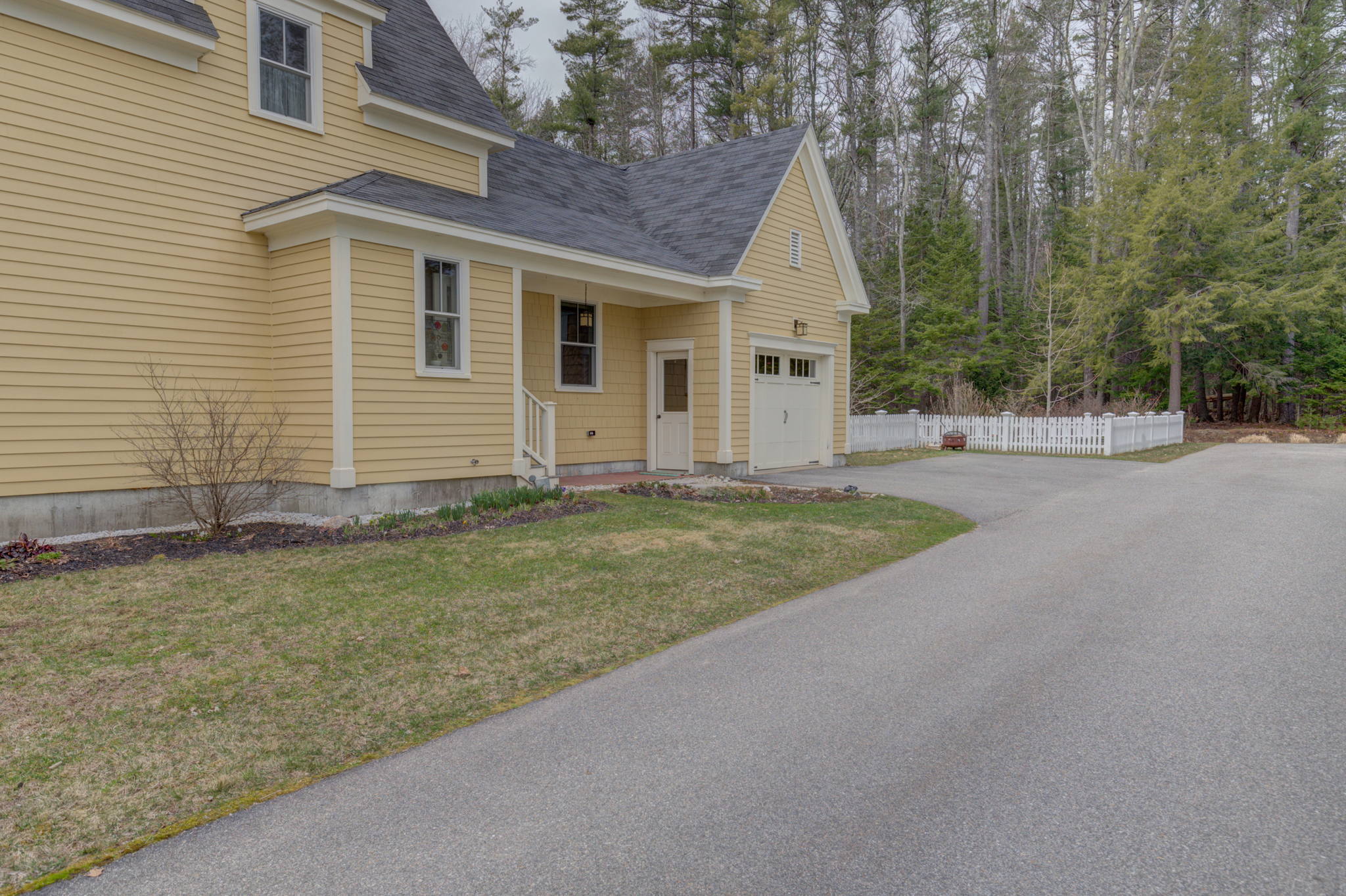 8 Ballantyne Drive, Scarborough, ME 04074 SGirardphotography