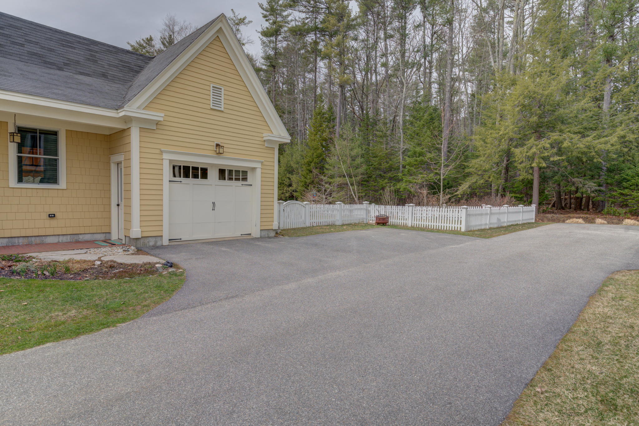 8 Ballantyne Drive, Scarborough, ME 04074 SGirardphotography