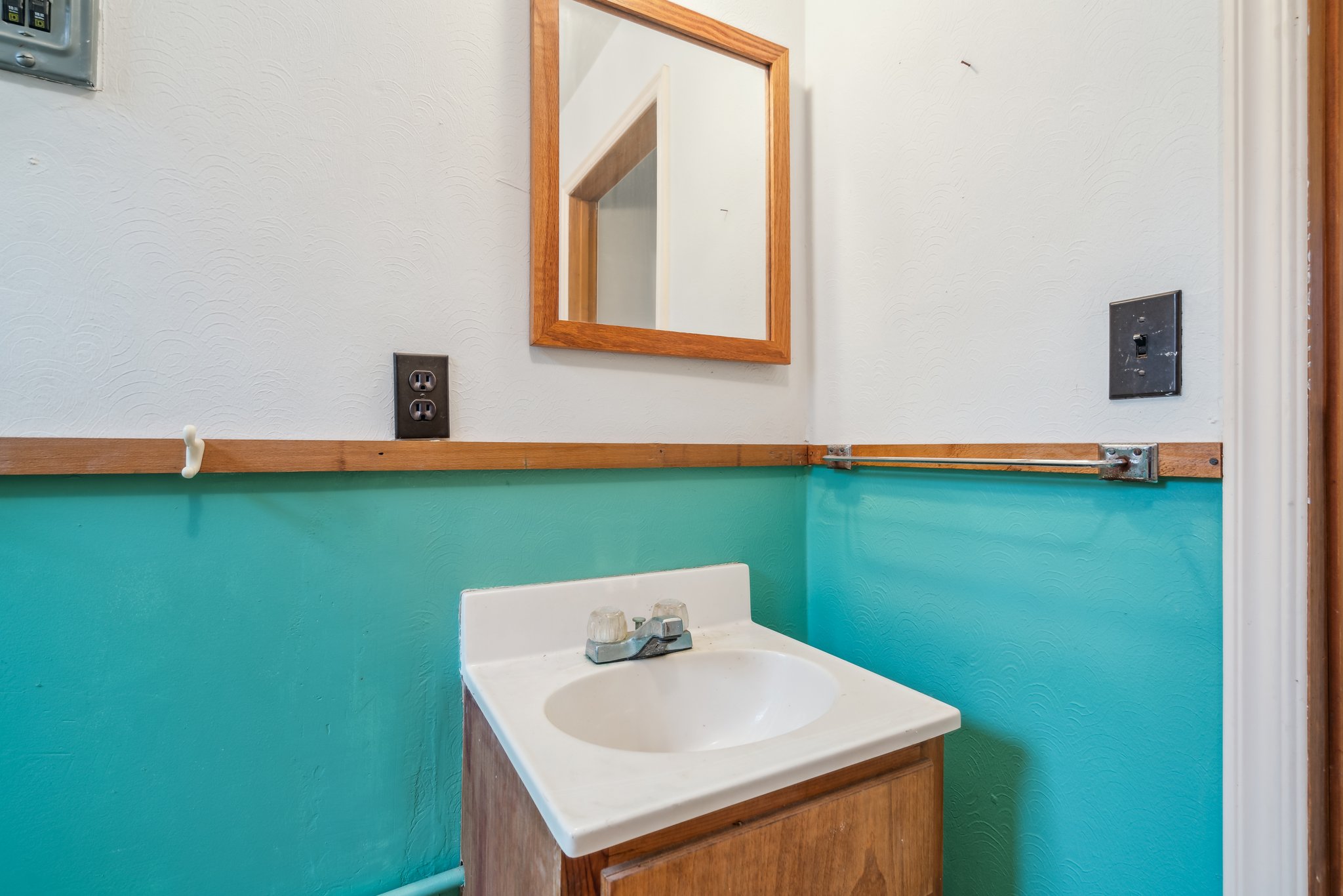 8 Brentwood Pl_037.jpg