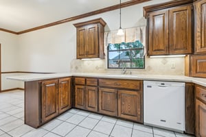 8 Brentwood Pl_012.jpg