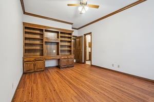 8 Brentwood Pl_031.jpg