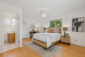 Bristol Ct-S2805-034.jpg