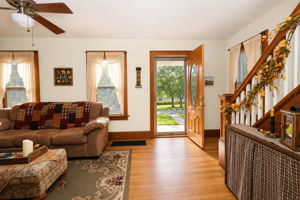  Photo 44