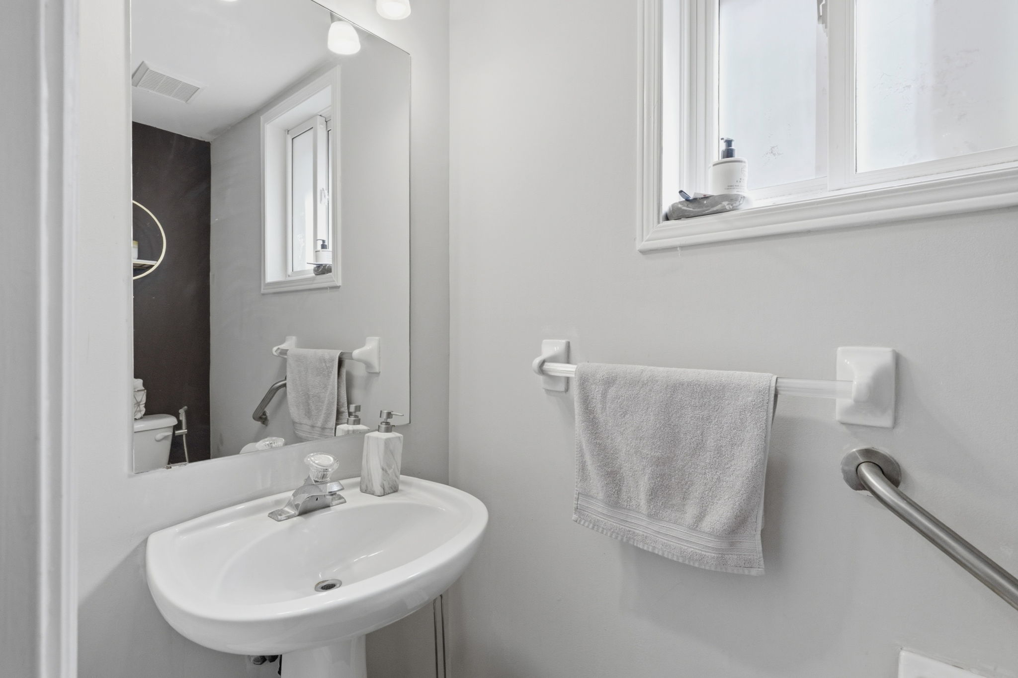 Property in Brampton — delivered property photograph 12