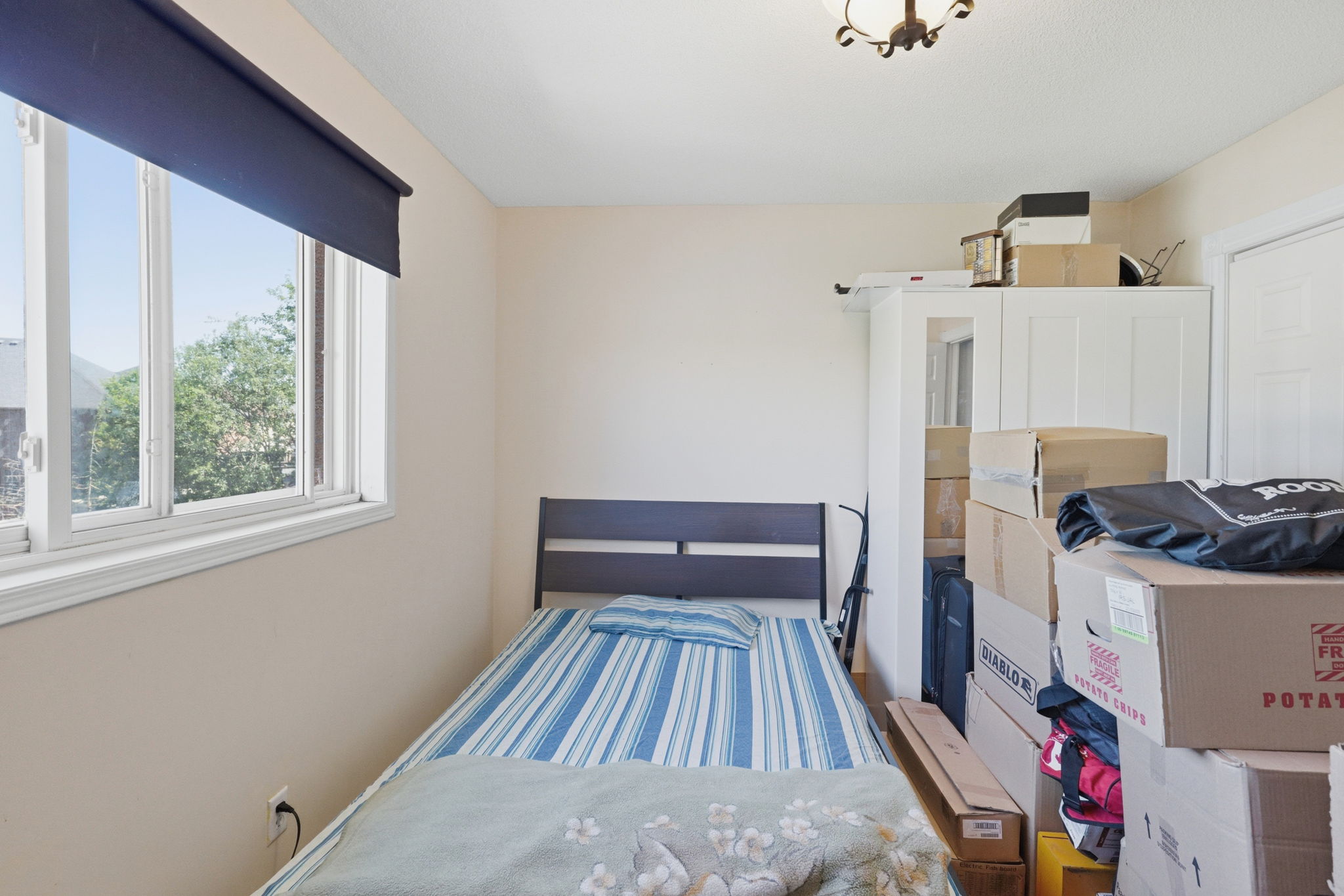 Property in Brampton — delivered property photograph 13