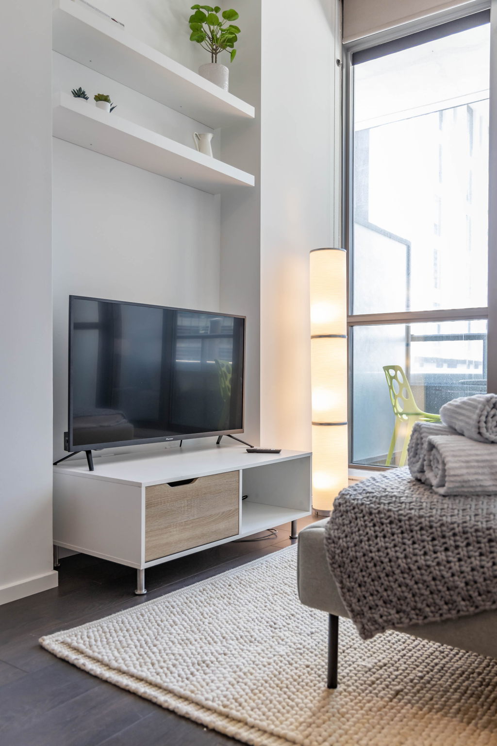 Toronto property showcase — delivered property photograph 34