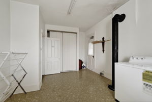  Photo 32