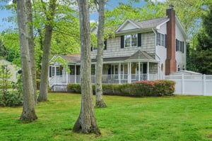 Clover Dr-0905-004.jpg