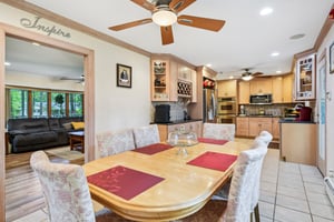 Clover Dr-0905-013.jpg