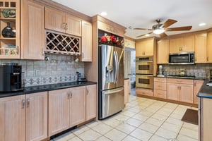 Clover Dr-0905-015.jpg