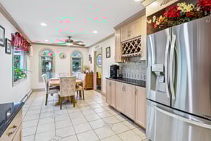 Clover Dr-0905-016.jpg