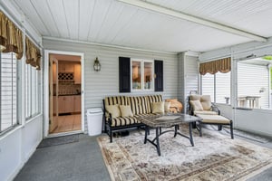 Clover Dr-0905-020.jpg