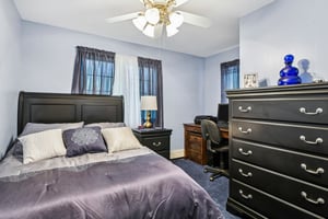 Clover Dr-0905-027.jpg