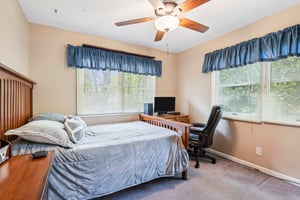Clover Dr-0905-030.jpg