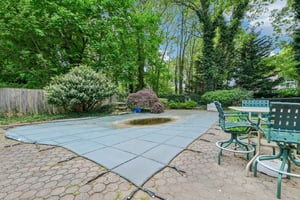 Clover Dr-0905-036.jpg