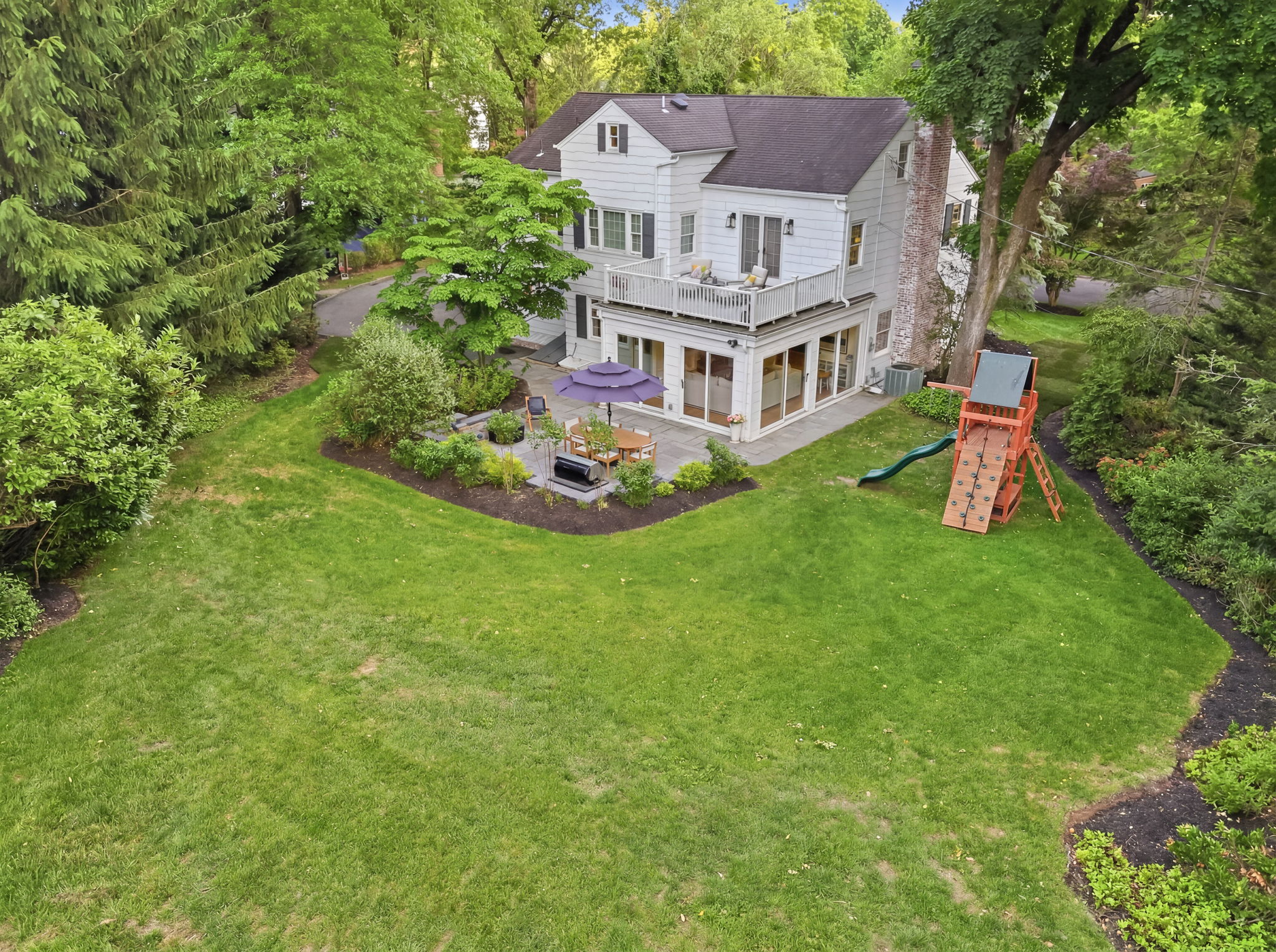 009_60-print-VMD011Drone_grass_7fcd24c8