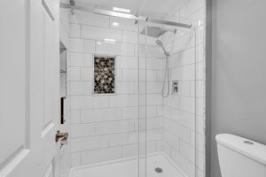  Photo 51