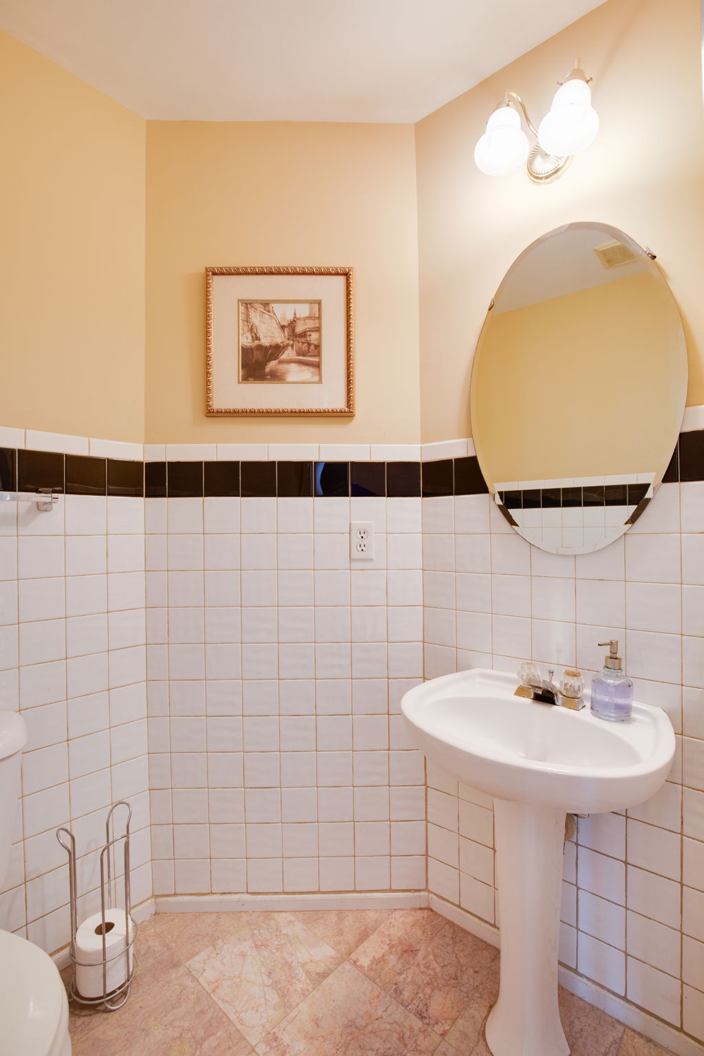  8 Emerald Dr, Fredericksburg, VA 22406, US Photo 23