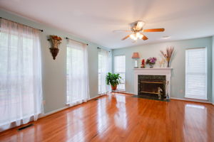  8 Emerald Dr, Fredericksburg, VA 22406, US Photo 20