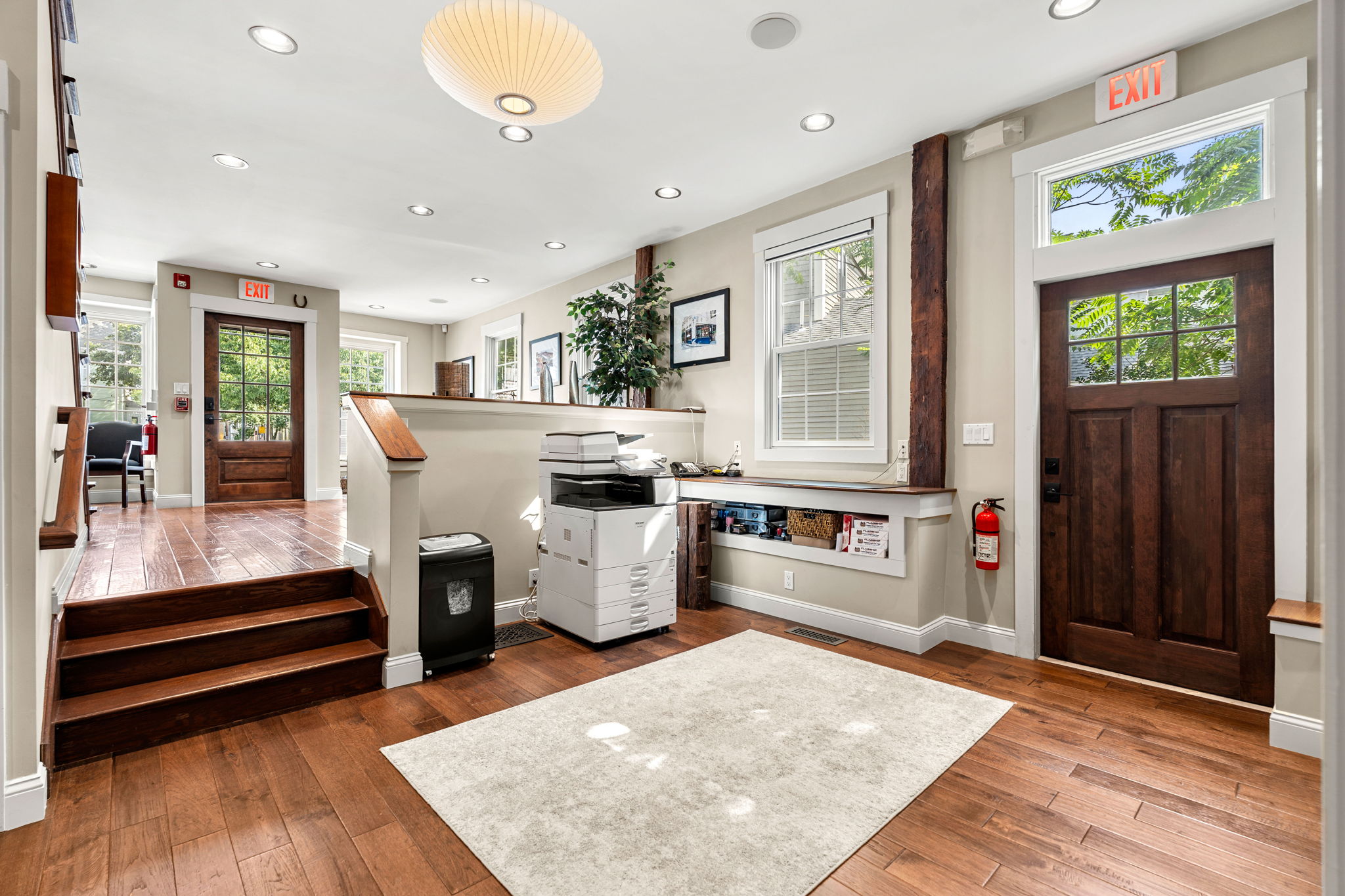 8 Essex St, Salem, MA 01970, USA Photo 9