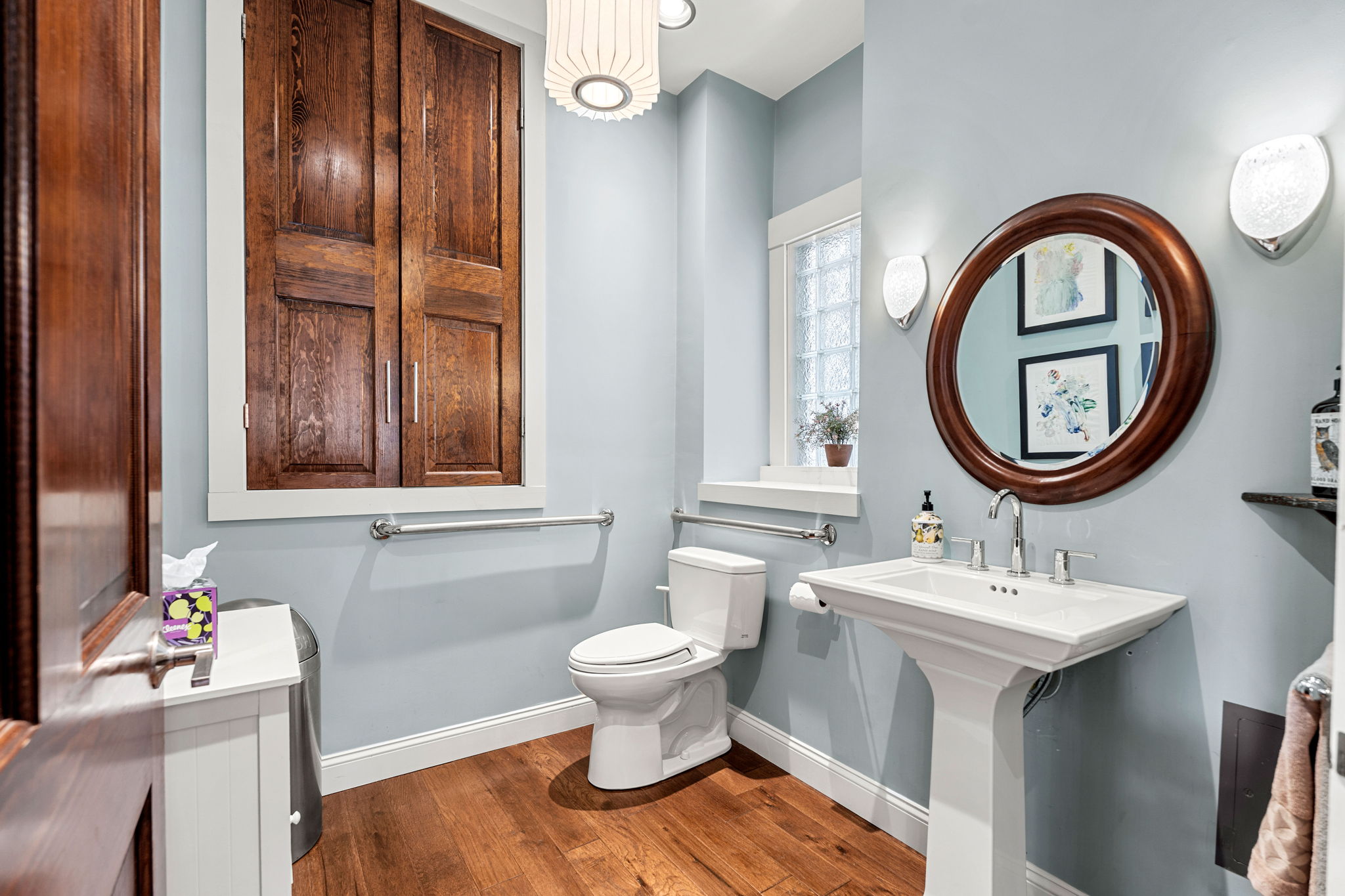 8 Essex St, Salem, MA 01970, USA Photo 14