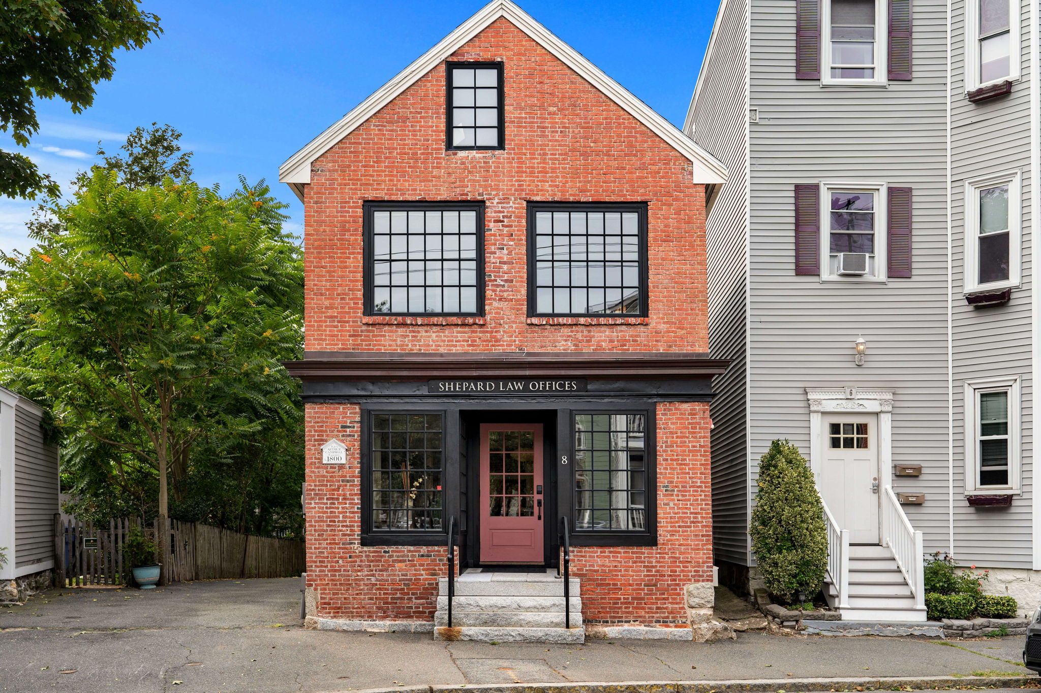8 Essex St, Salem, MA 01970, USA Photo 3