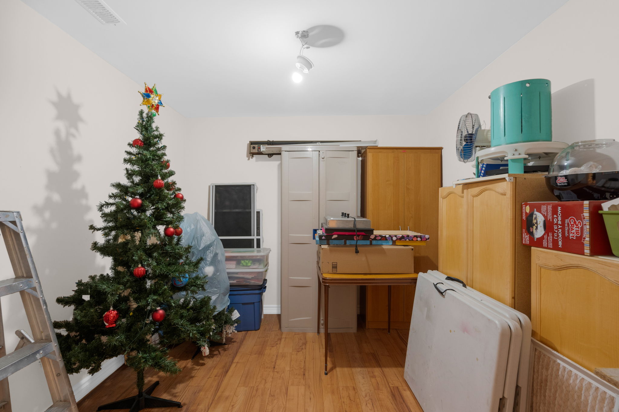  Photo 46