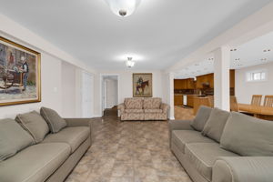  Photo 39
