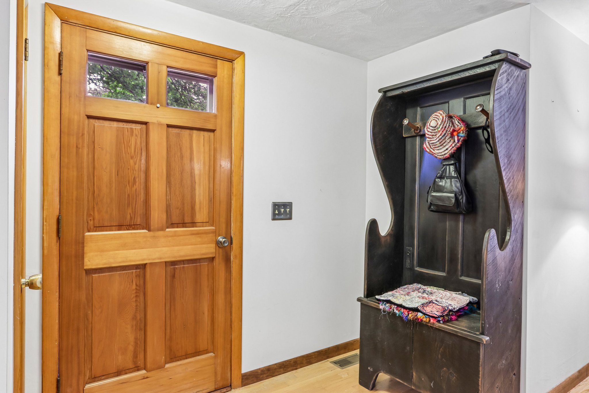 Foster St-S2207-006.jpg