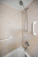 Bathroom1b (1)