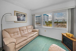 Family Room1