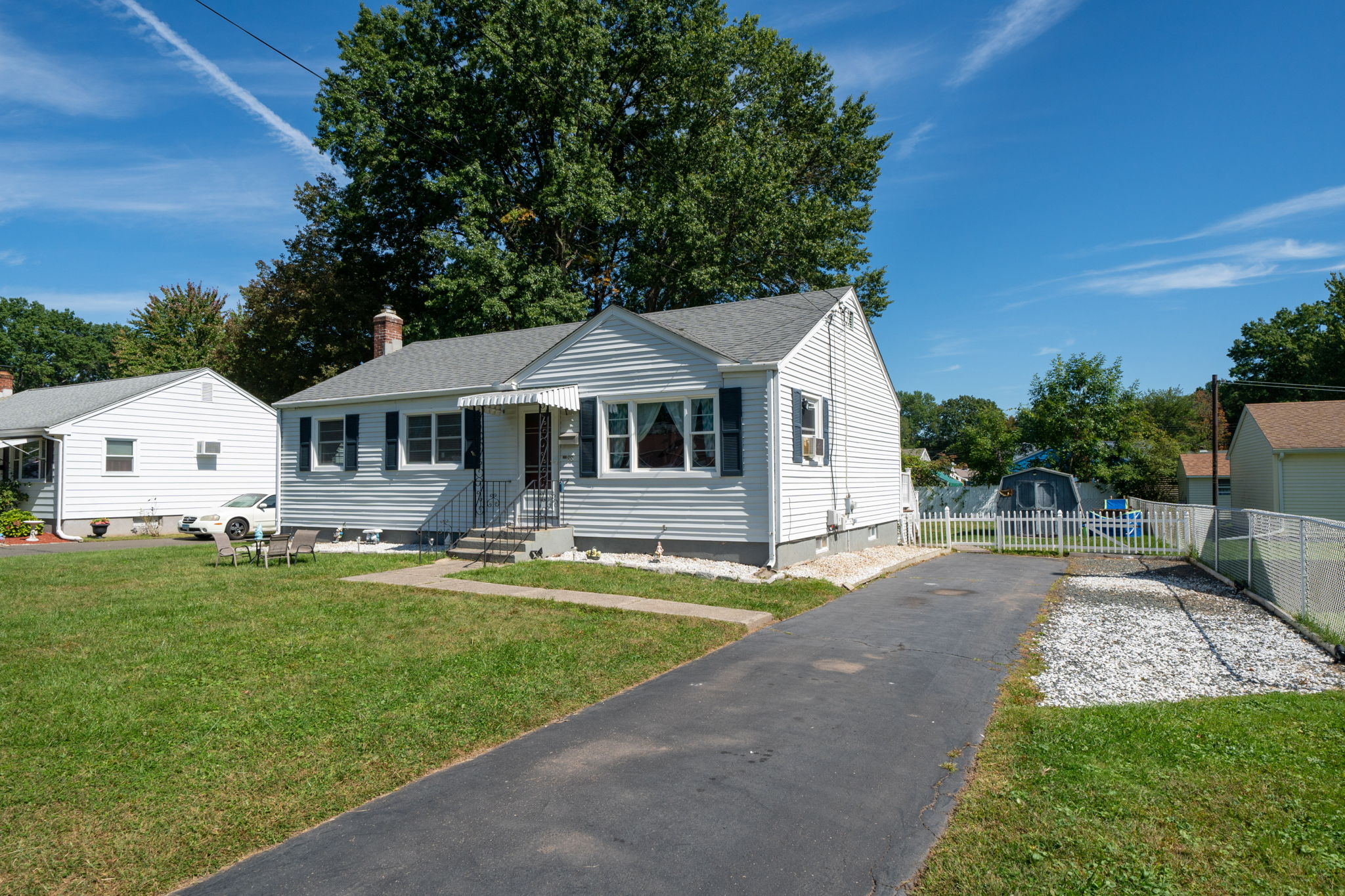 8 Goodwin Ave, Wethersfield, CT 06109 Ed McCullough Photography