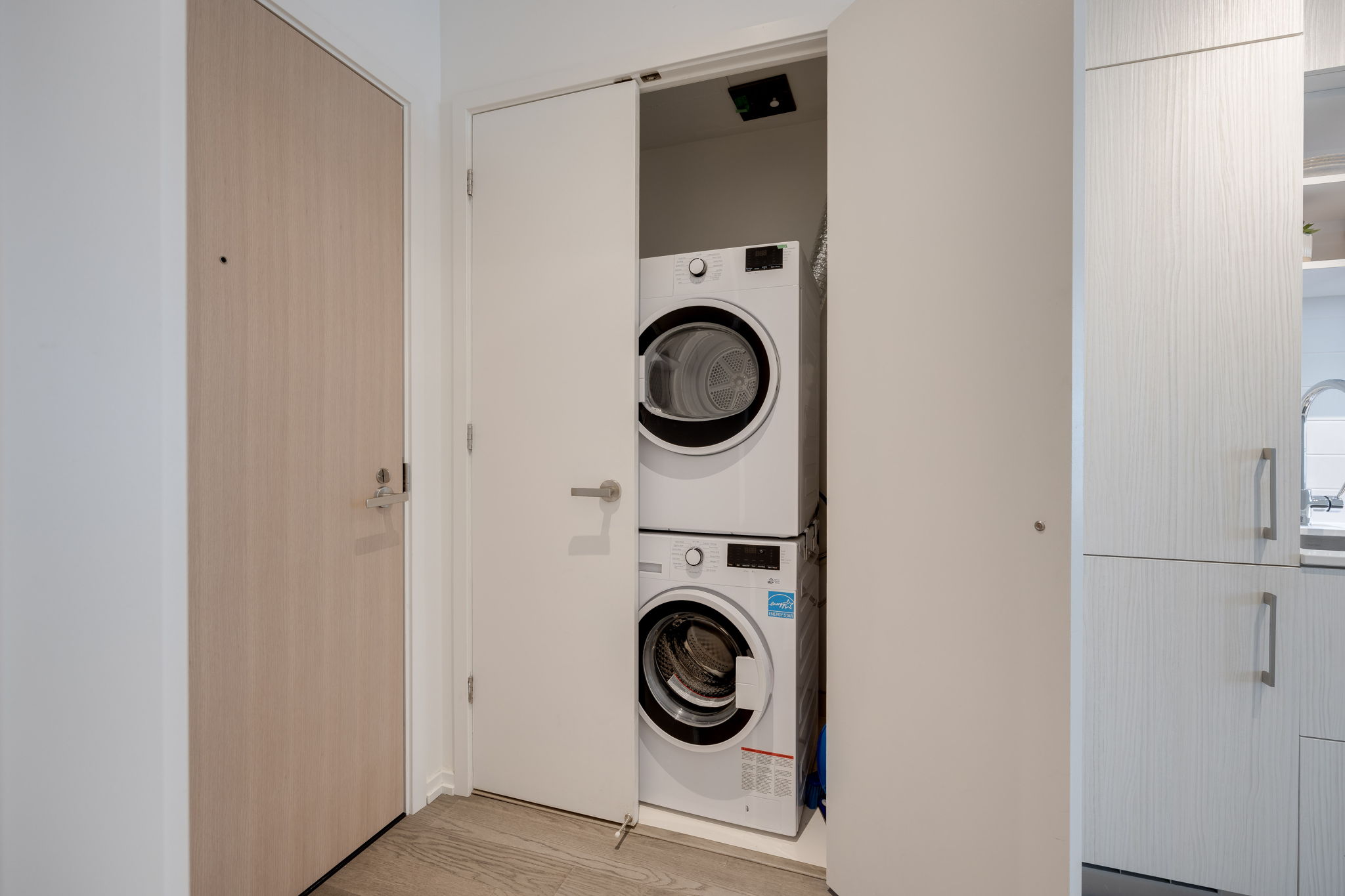 Toronto property showcase — delivered property photograph 13