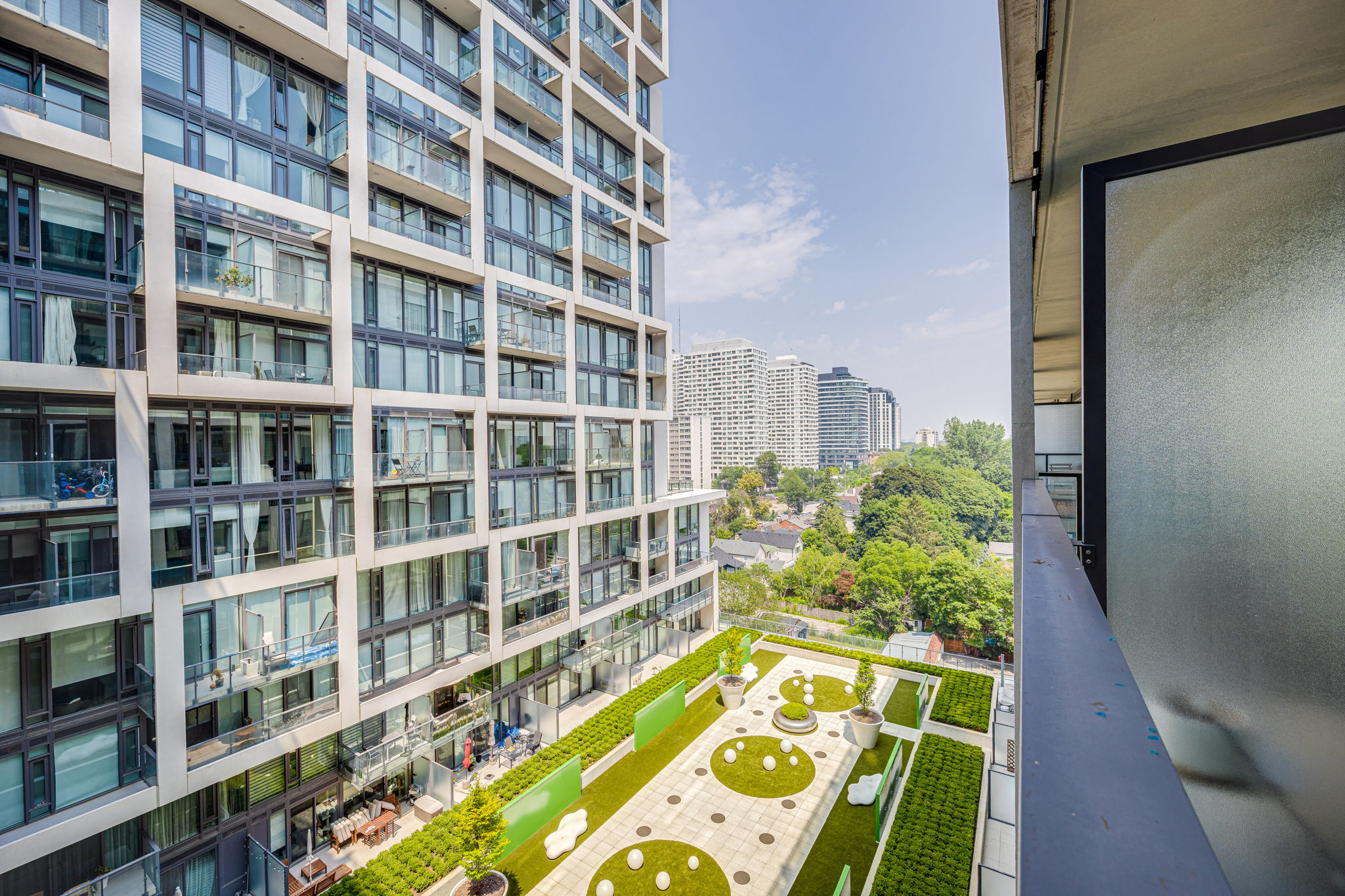 Toronto property showcase — delivered property photograph 16