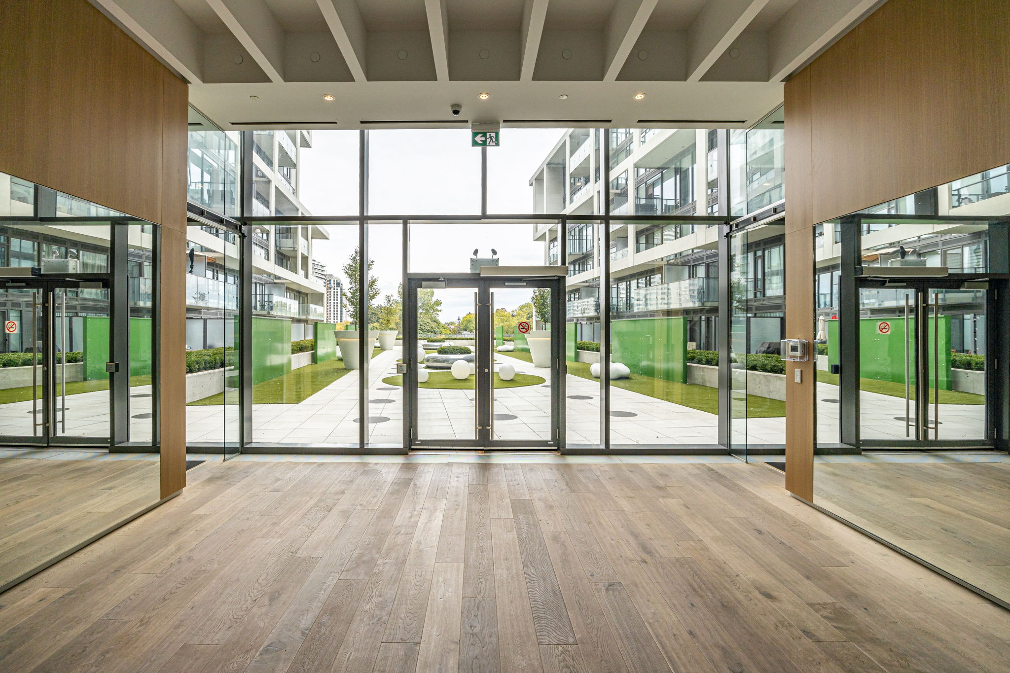 Toronto property showcase — delivered property photograph 30