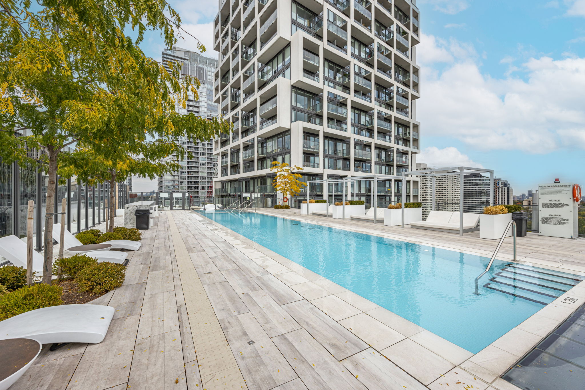 Toronto property showcase — delivered property photograph 43